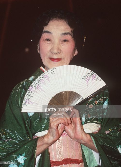 geisha kiharu nakamura khi về già geisha kiharu nakamura khi về già
